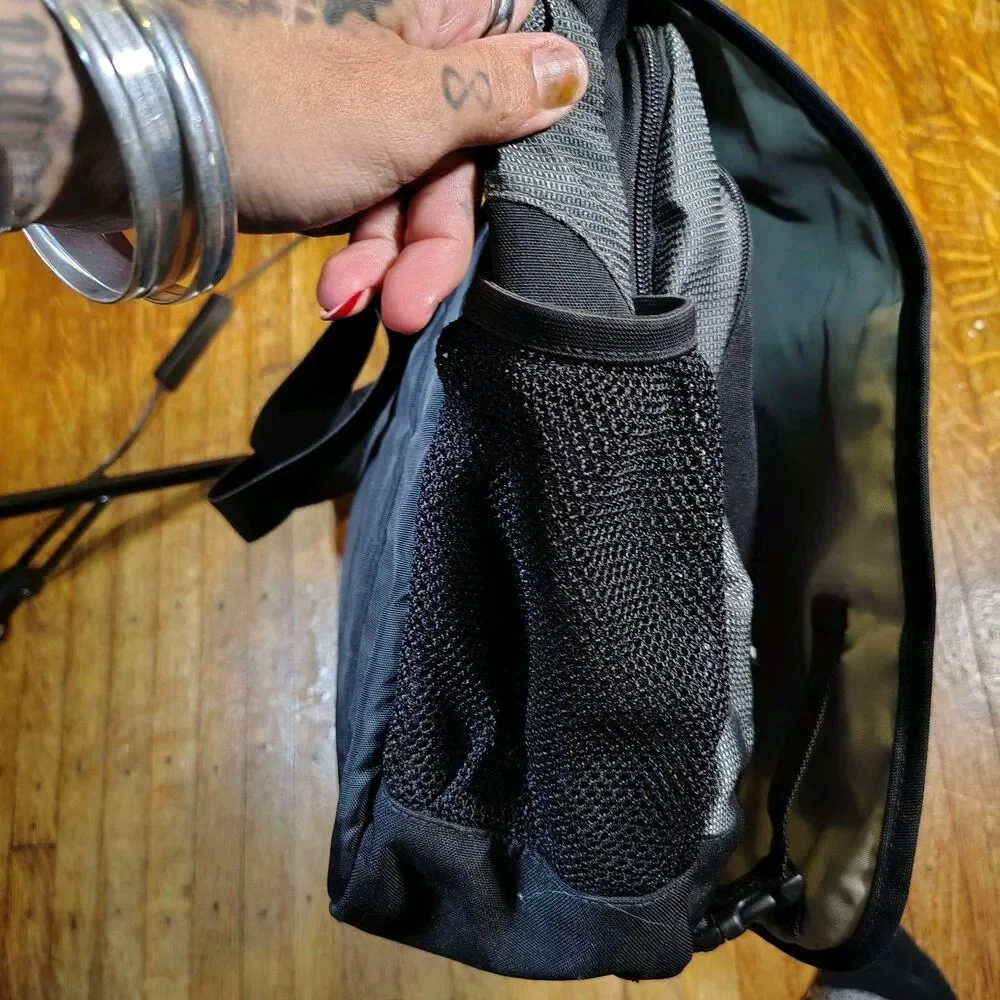 Jansport Blk Gray Messenger Bag Laptop Bag Y2K